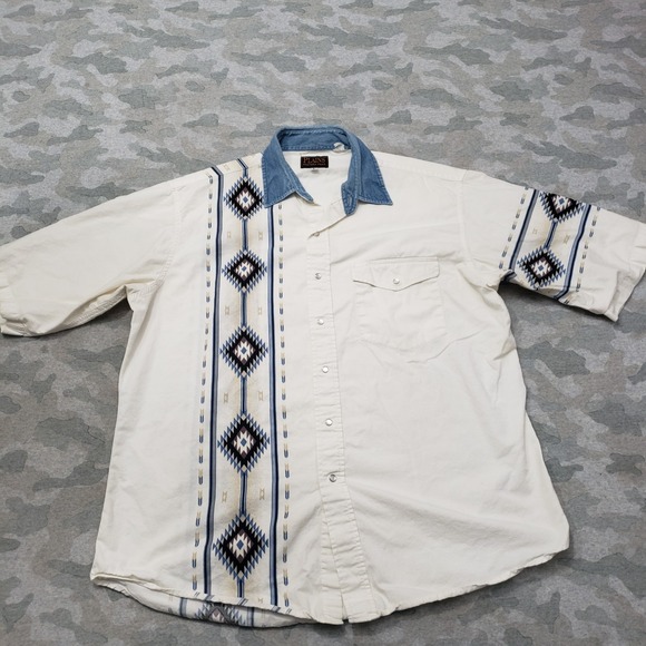 plains western wear Other - Plains Western Wear Shirt Mens Large White Pockets Pearl Snap Short Sleeve Aztec